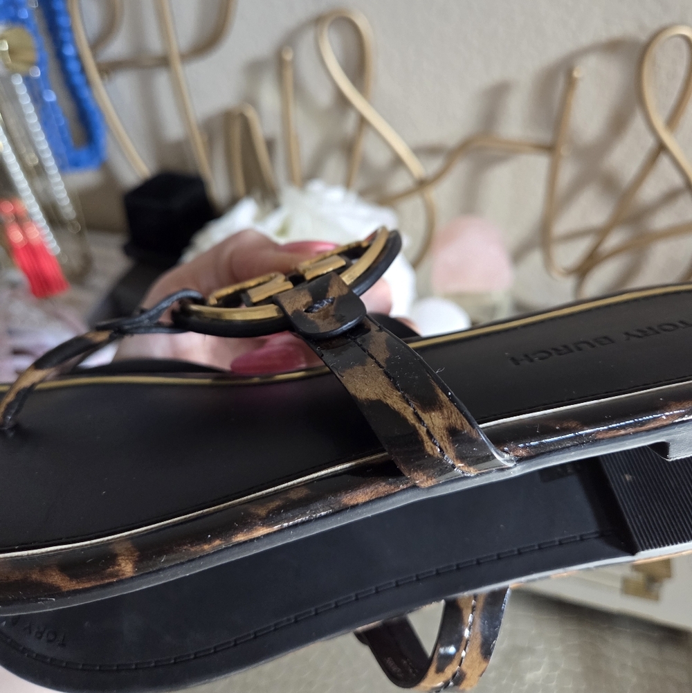 Tory Burch Tortoise Print Miller with Gold Metal Accents Sandals Size 8 - Picture 7 of 10